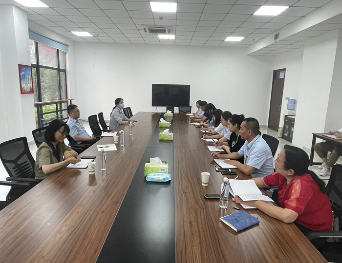 集團(tuán)公司黨委副書記、總經(jīng)理張健赴農(nóng)管家公司進(jìn)行調(diào)研座談