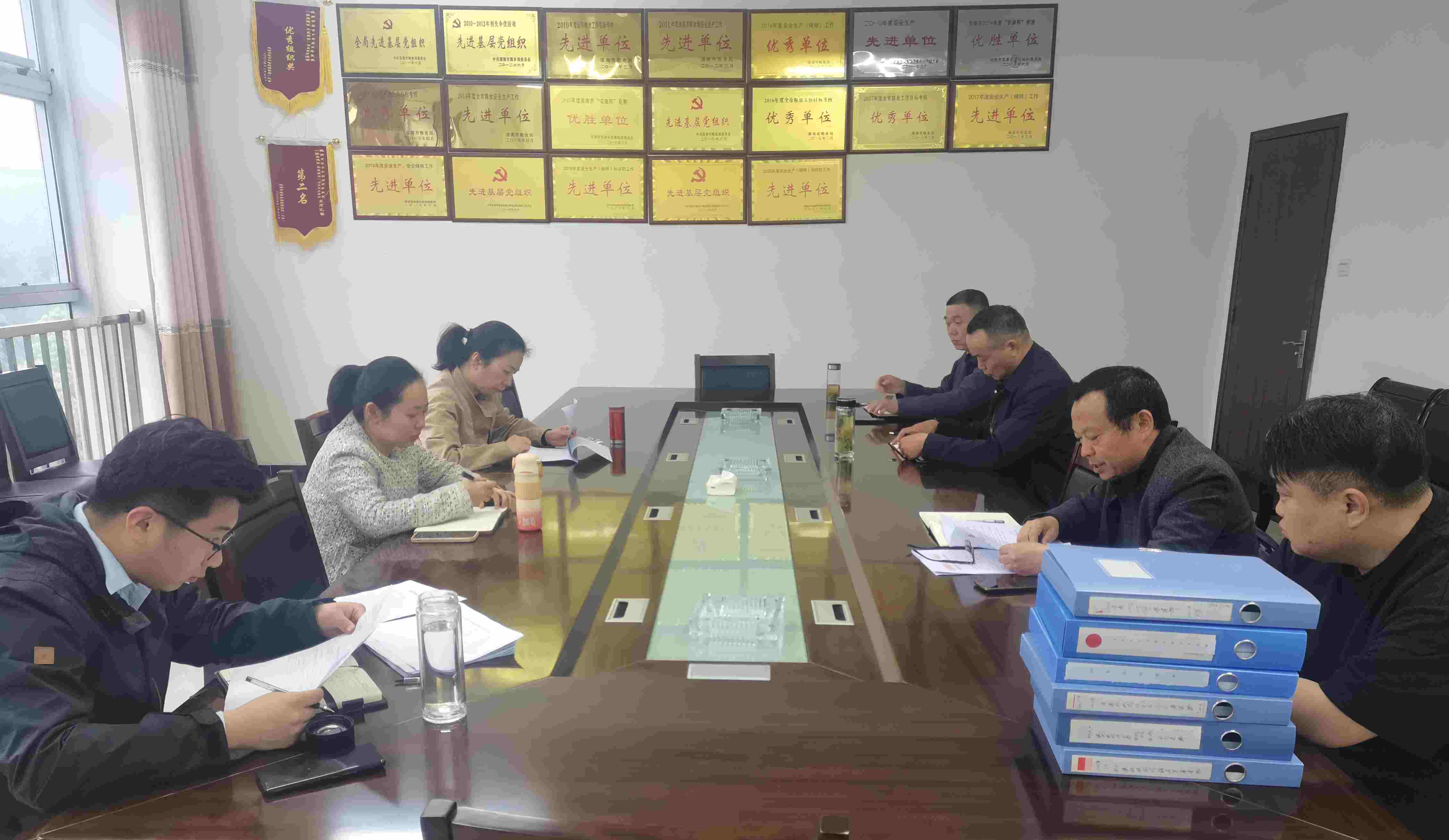 局黨組成員、副局長(zhǎng)魏琨到儲(chǔ)備公司開展政策性糧食（定向）銷售專項(xiàng)檢查工作